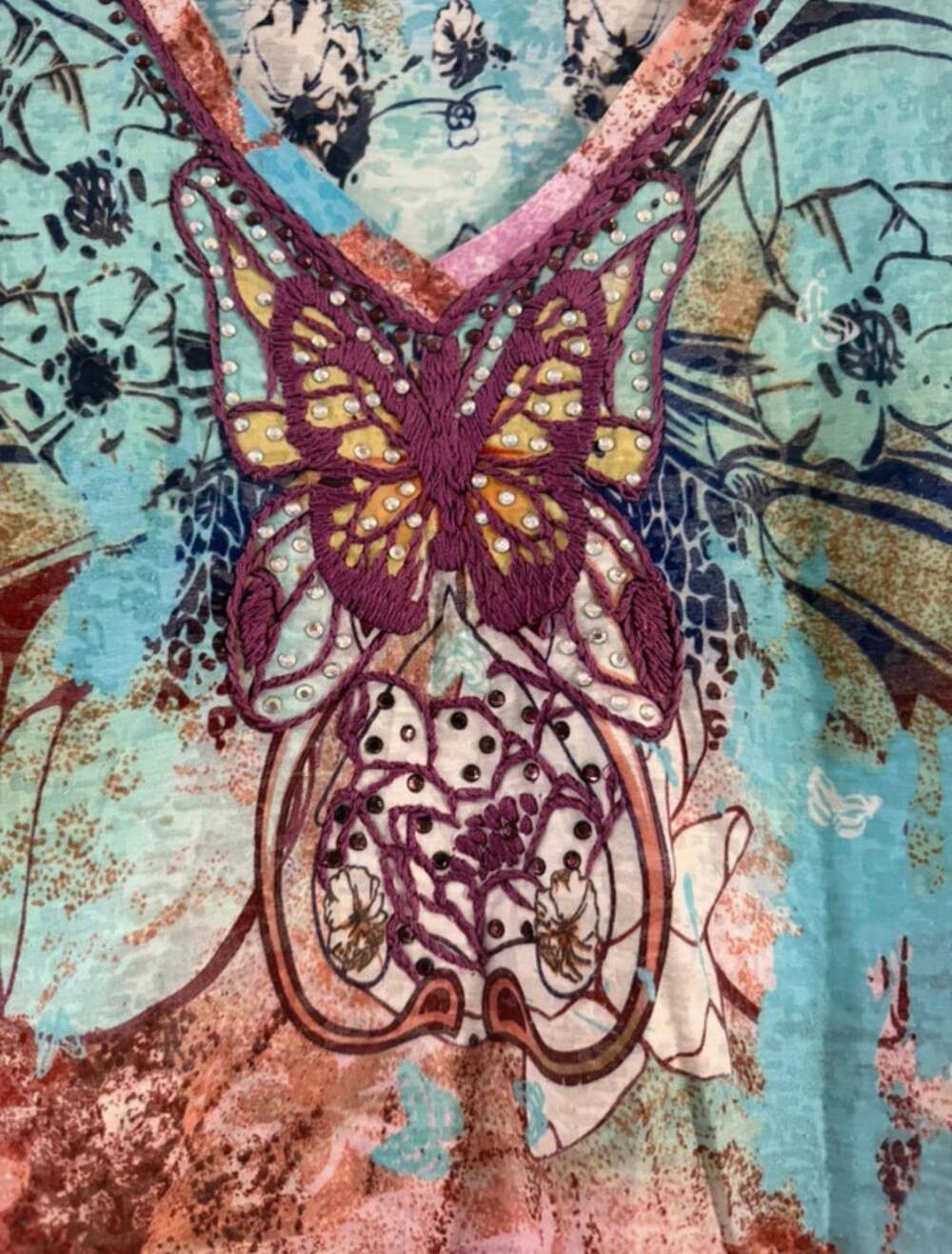 Spy Zone Exchange Butterfly Embellished V-Neck Top Size M Multicolor Floral
